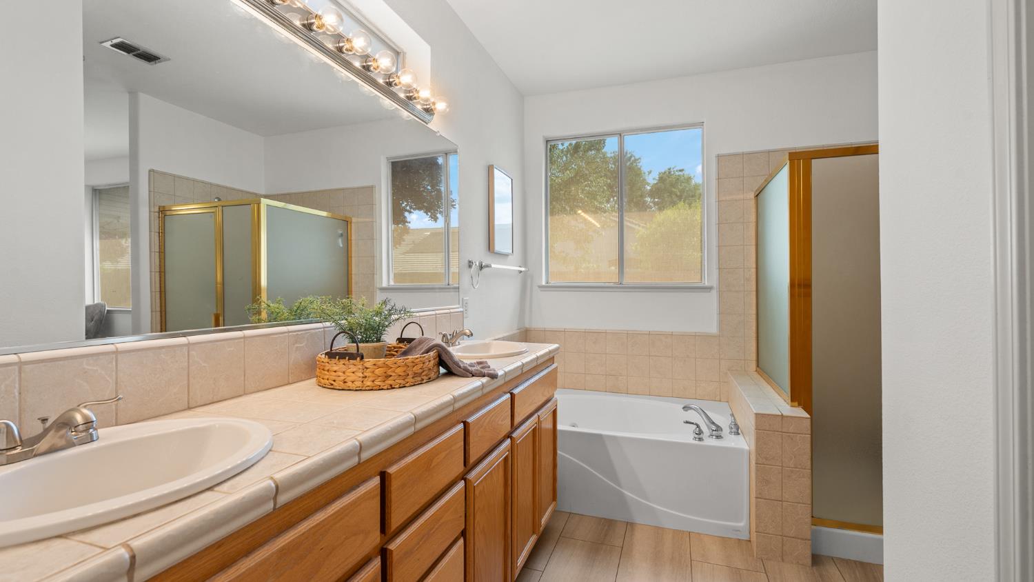Mallard Court, Lincoln, California image 23