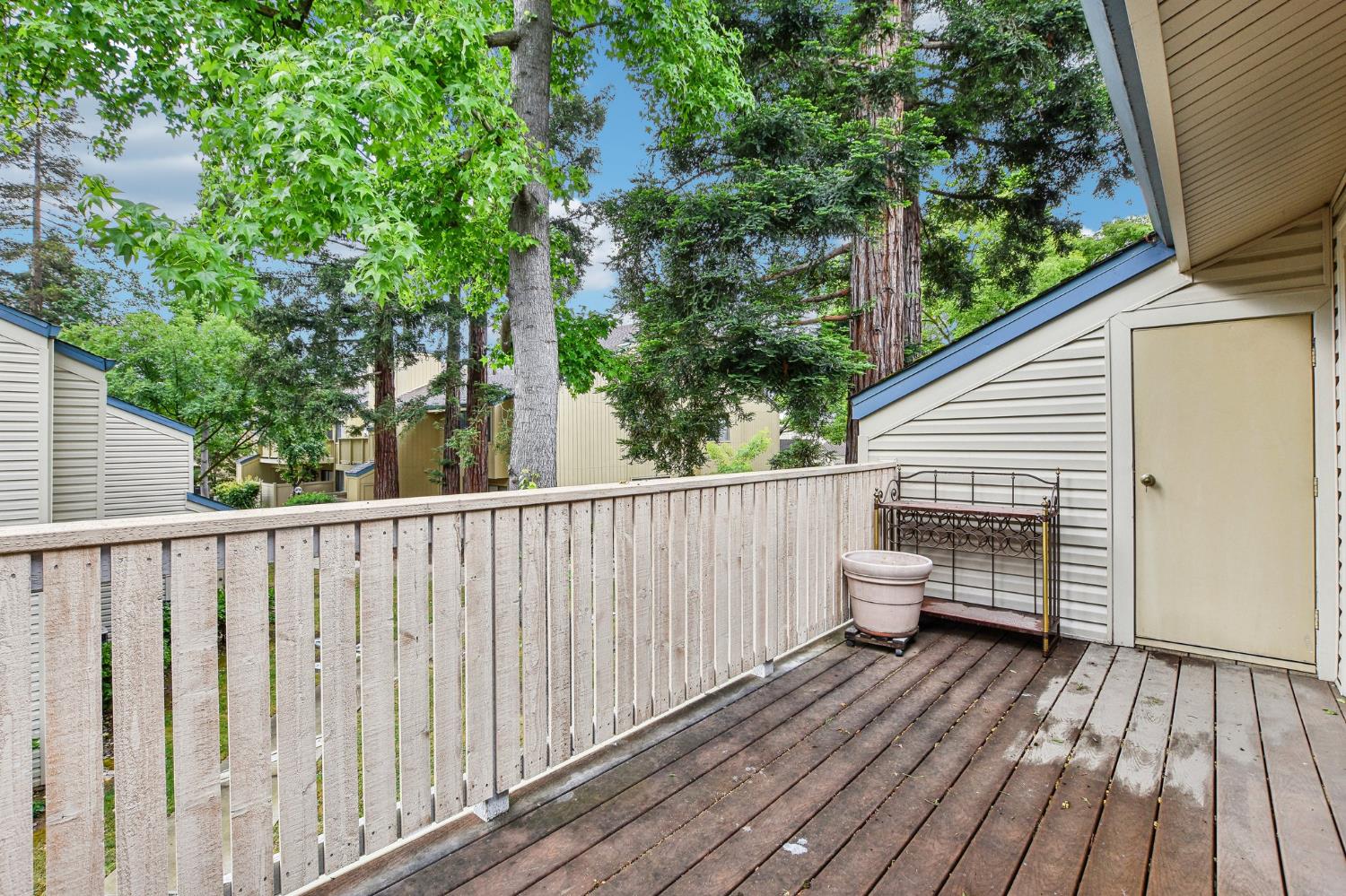 Hurley Way #36, Sacramento, California image 18