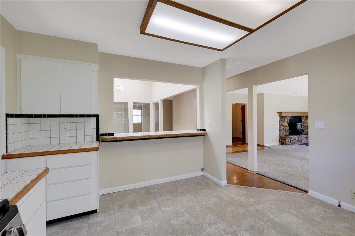 Detail Gallery Image 8 of 60 For 11211 N Lakeshore, Auburn,  CA 95602 - 3 Beds | 2 Baths