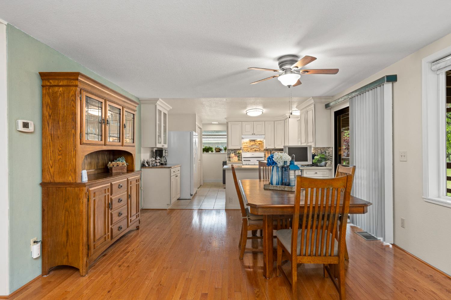 Thomas Drive, Auburn, California image 14