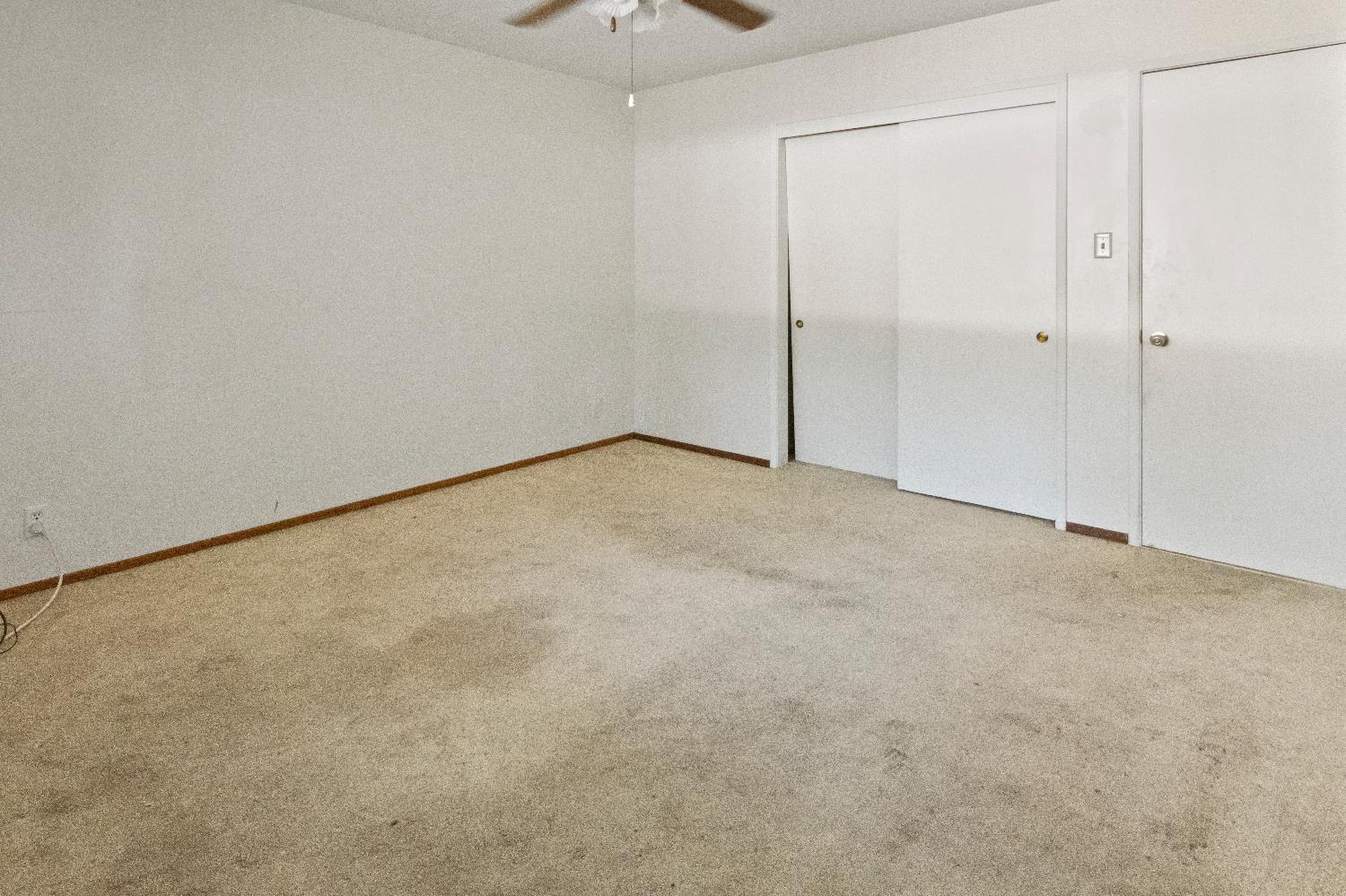 Detail Gallery Image 7 of 30 For 6281 Denslow Way, Sacramento,  CA 95823 - 4 Beds | 4 Baths