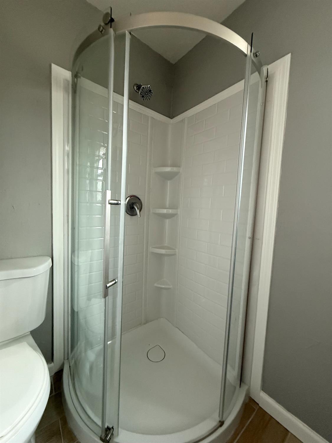 Detail Gallery Image 8 of 10 For 508 Mary Todd Ln, Modesto,  CA 95354 - 4 Beds | 2 Baths