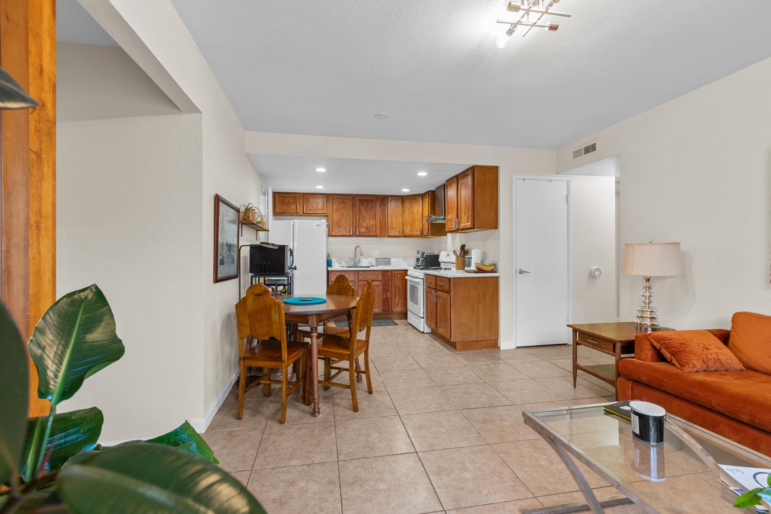 Detail Gallery Image 25 of 36 For 10164 Crawford Way, Sacramento,  CA 95827 - – Beds | – Baths