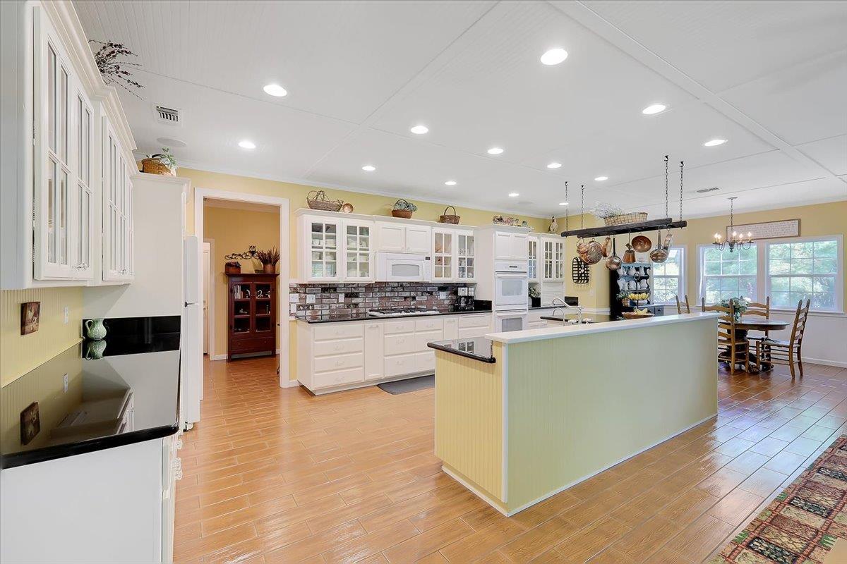 Detail Gallery Image 39 of 84 For 685 Saddleback Dr, Marysville,  CA 95901 - 3 Beds | 2/2 Baths