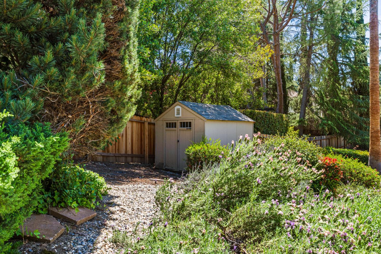 Detail Gallery Image 72 of 87 For 6127 Reservoir Ct, Granite Bay,  CA 95746 - 4 Beds | 4/1 Baths