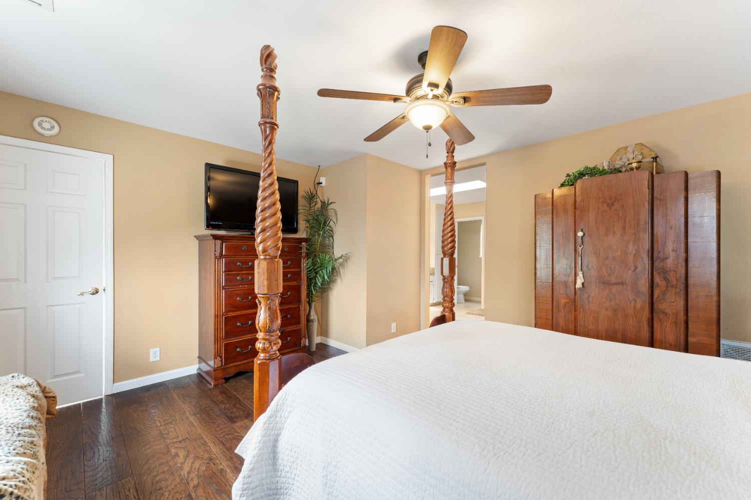 Detail Gallery Image 19 of 63 For 257 Cheyenne Ln, Auburn,  CA 95603 - 3 Beds | 3 Baths