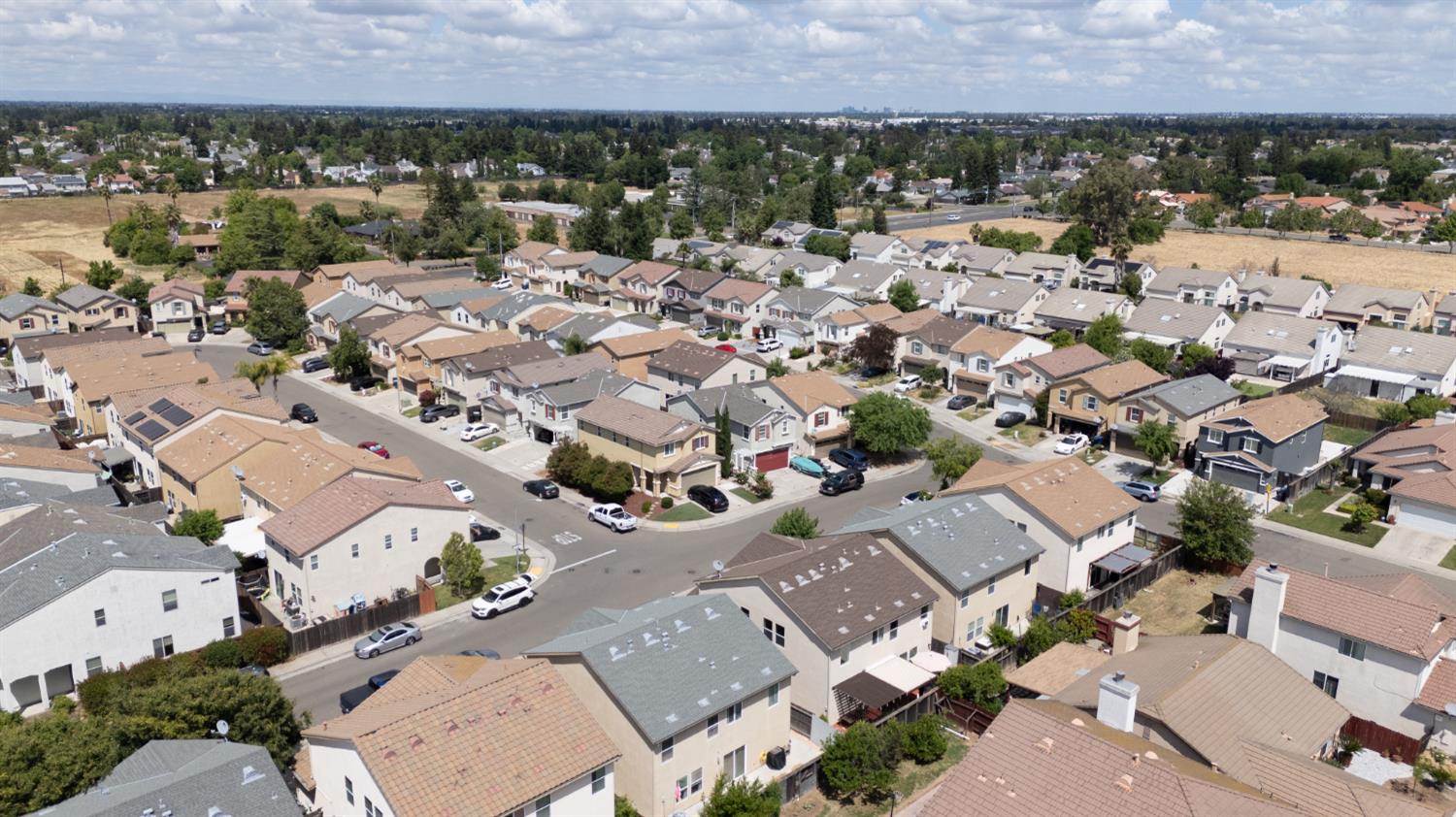 Detail Gallery Image 55 of 59 For 8269 Red Rock Dr, Sacramento,  CA 95829 - 4 Beds | 2/1 Baths