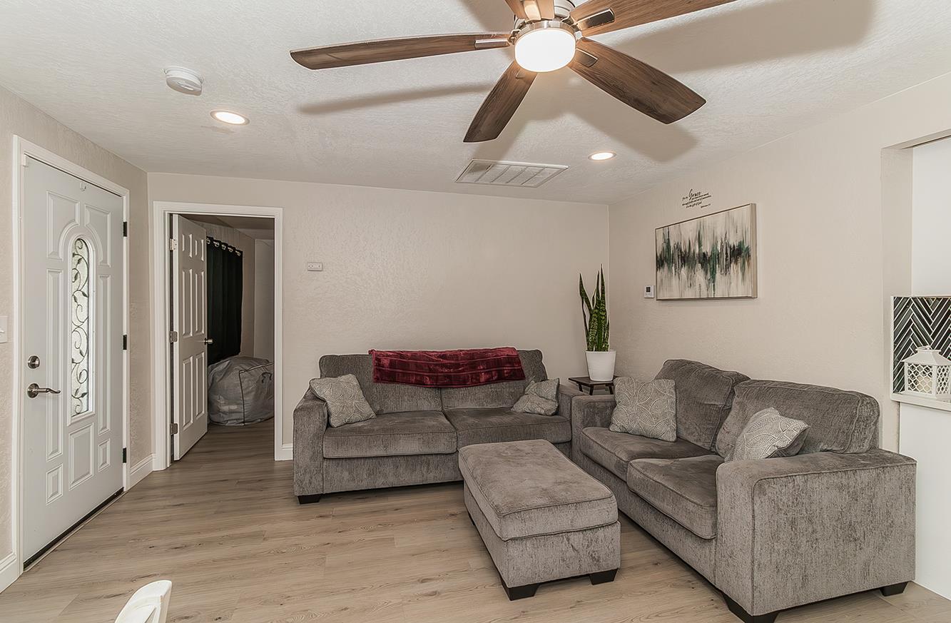 Avenue 22 1/2, Chowchilla, California image 4