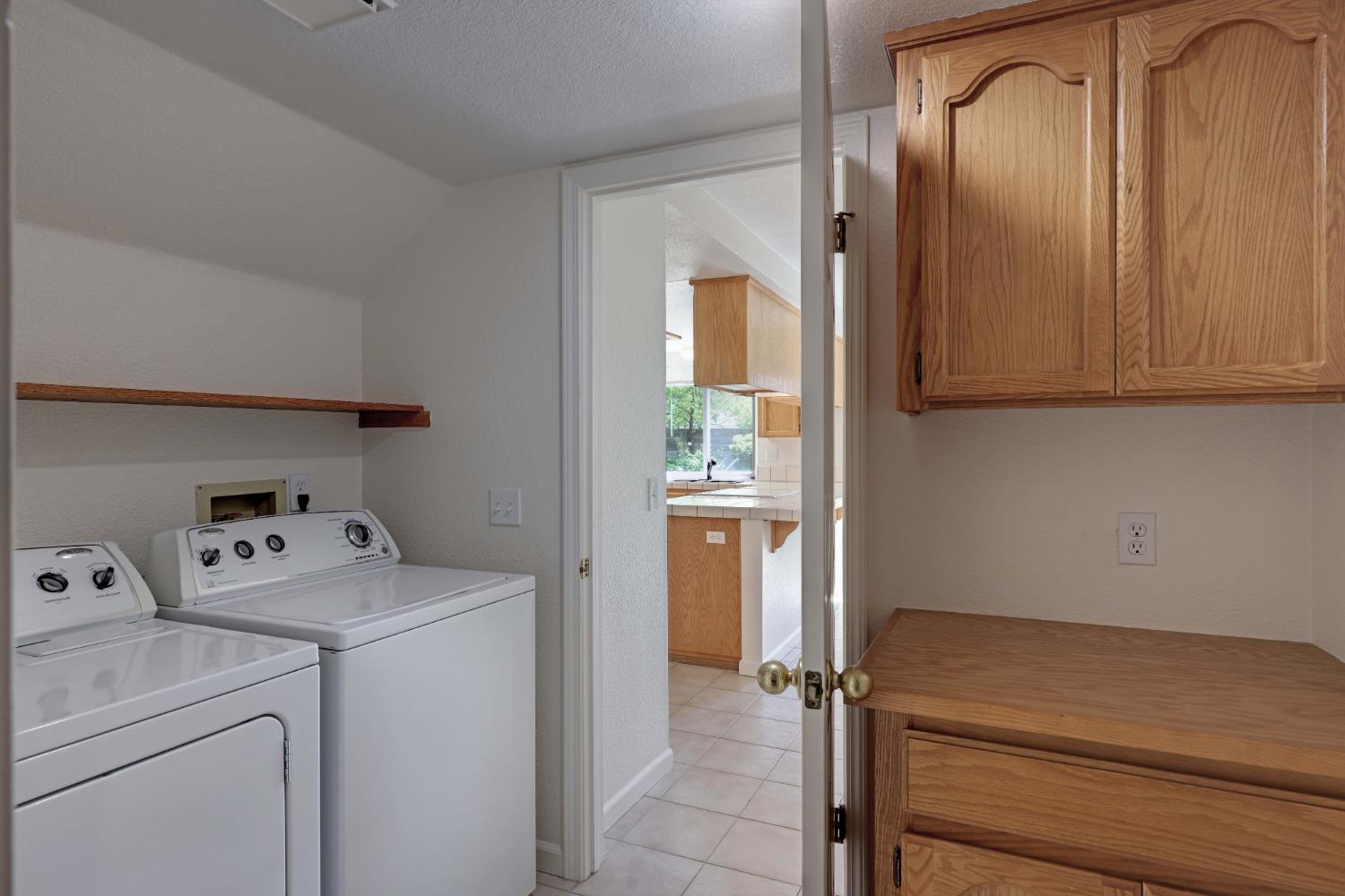 Detail Gallery Image 12 of 23 For 8314 Benjamin Dr, Antelope,  CA 95843 - 3 Beds | 2/1 Baths