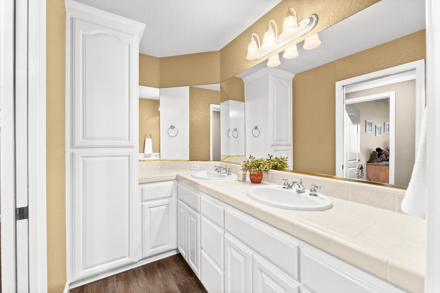 Detail Gallery Image 27 of 54 For 2000 Kilpatrick Way, Granite Bay,  CA 95746 - 5 Beds | 4 Baths