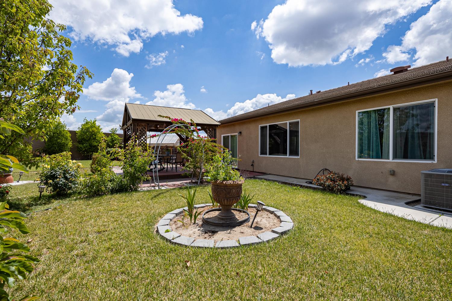 Detail Gallery Image 30 of 36 For 951 Alvarado Ct, Stockton,  CA 95204 - 3 Beds | 2 Baths
