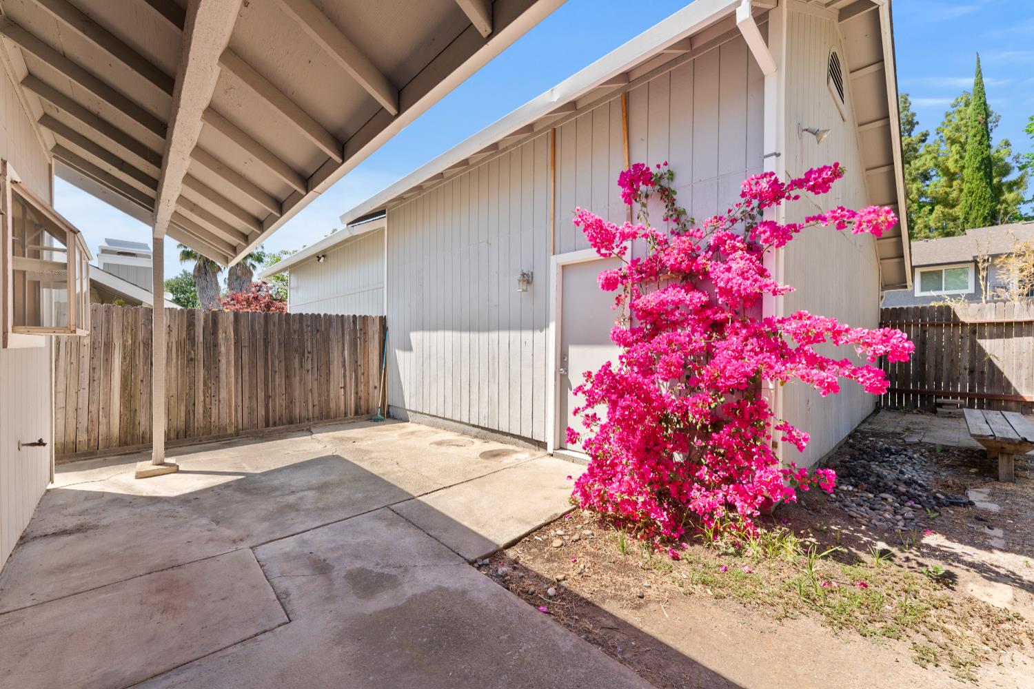 Magnolia Avenue, Fair Oaks, California image 34