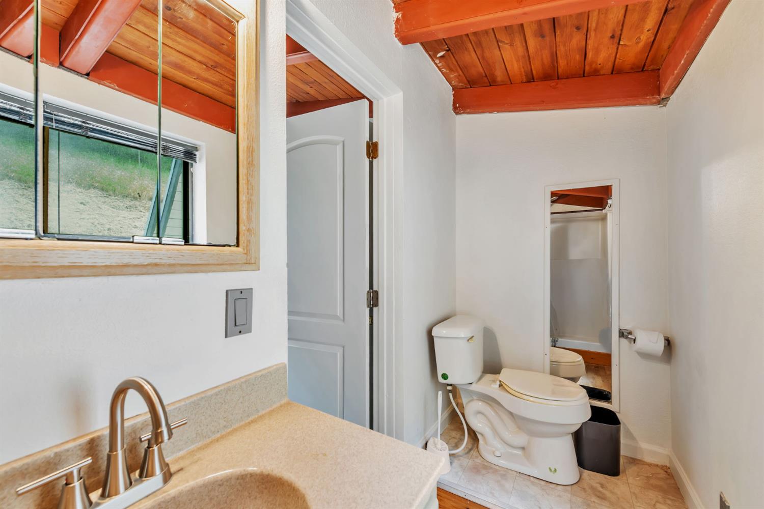 Detail Gallery Image 16 of 40 For 2300 Indian Rock Rd, Cool,  CA 95614 - 2 Beds | 2 Baths