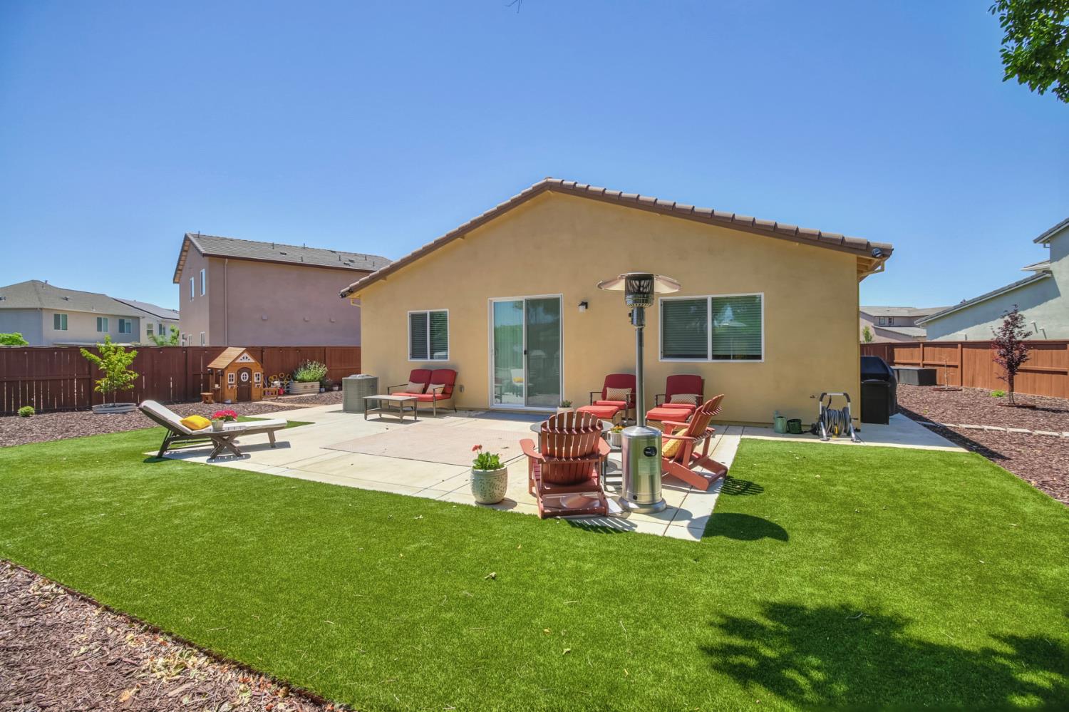 Detail Gallery Image 25 of 33 For 1295 Arriaga Way, Woodland,  CA 95776 - 4 Beds | 2 Baths