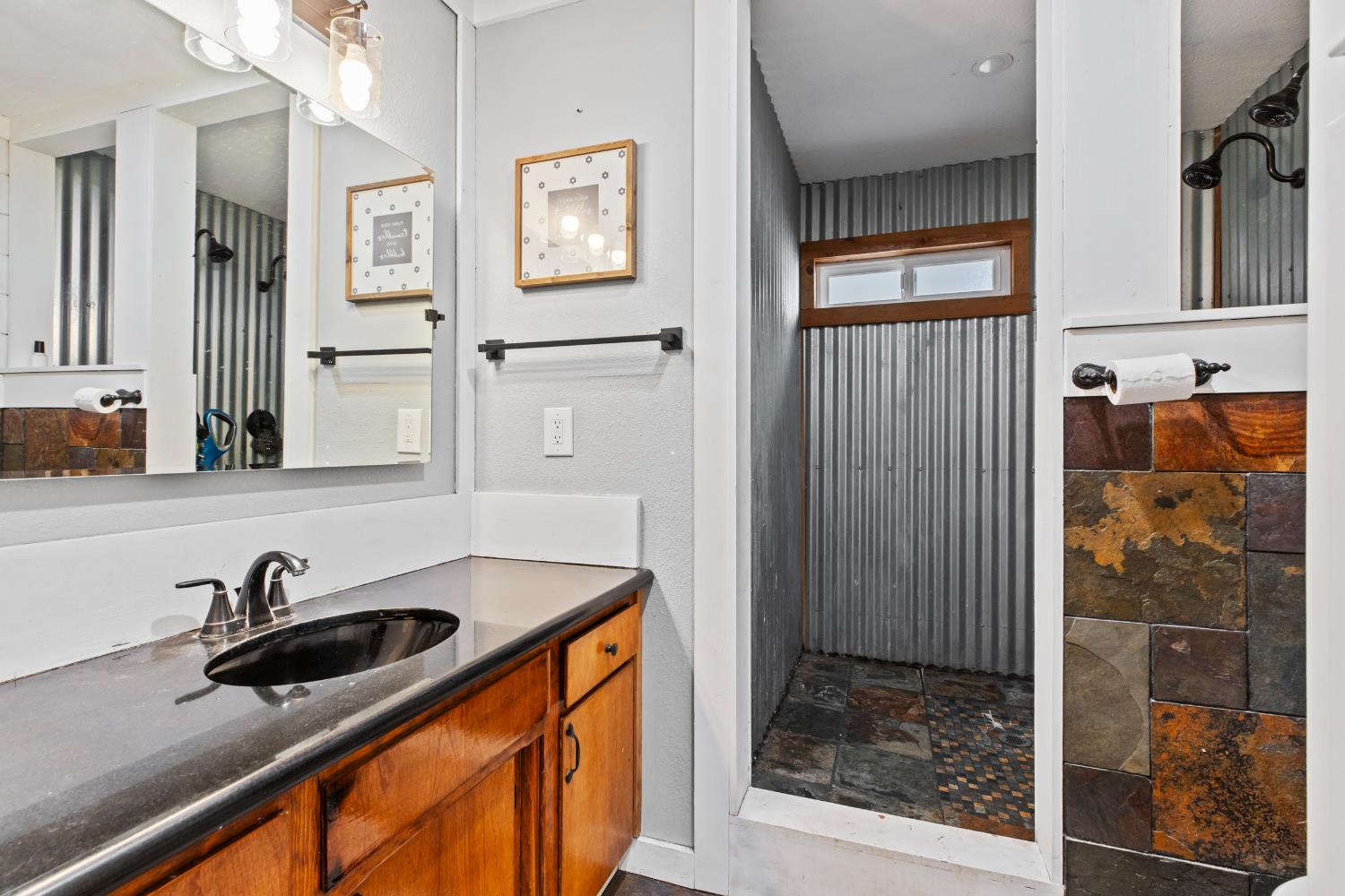 Detail Gallery Image 18 of 33 For 16302 Morrison Rd, Oakdale,  CA 95361 - 3 Beds | 2 Baths