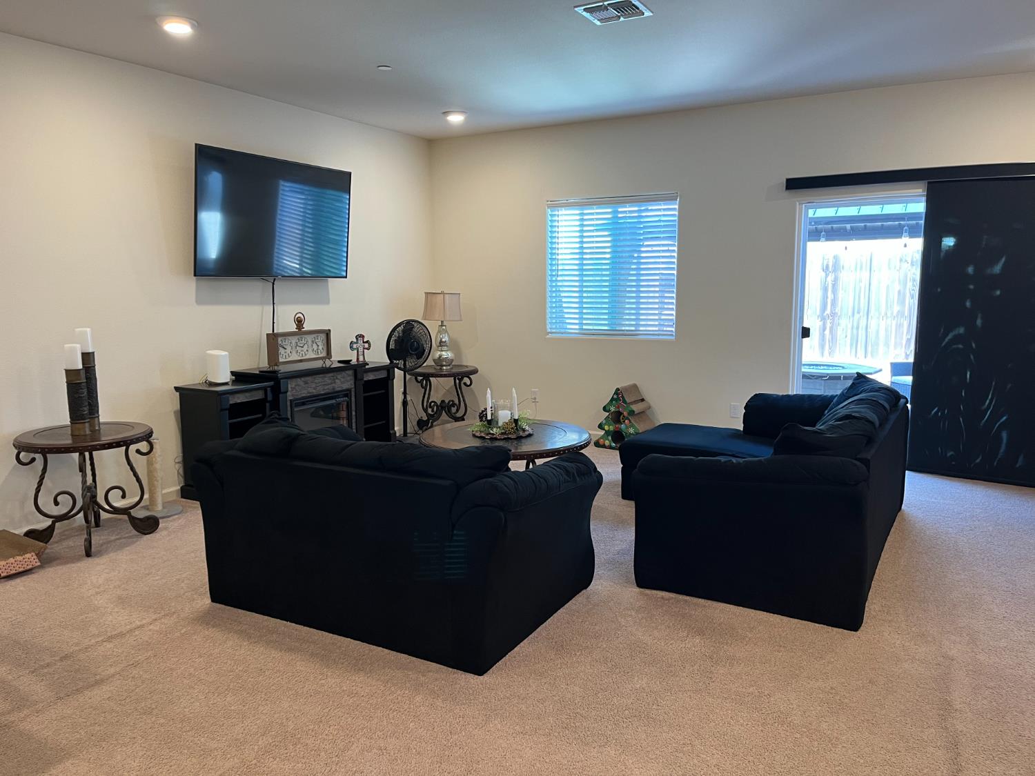Detail Gallery Image 24 of 51 For 665 Phelps Dr, Merced,  CA 95348 - 4 Beds | 2 Baths