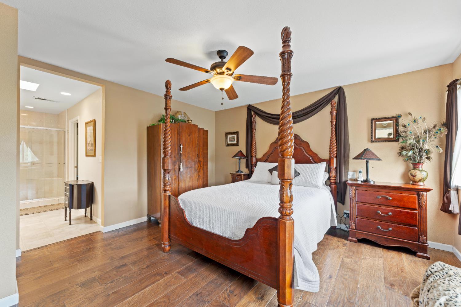 Detail Gallery Image 18 of 63 For 257 Cheyenne Ln, Auburn,  CA 95603 - 3 Beds | 3 Baths