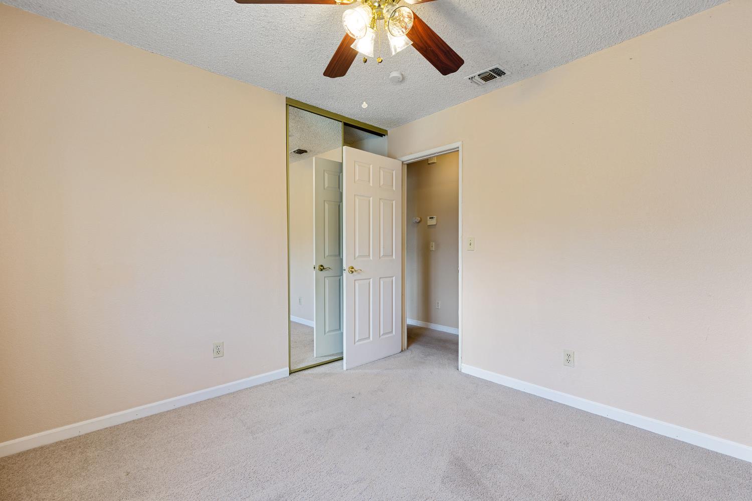 Detail Gallery Image 19 of 44 For 1761 Sikh Temple St, Stockton,  CA 95206 - 4 Beds | 2 Baths