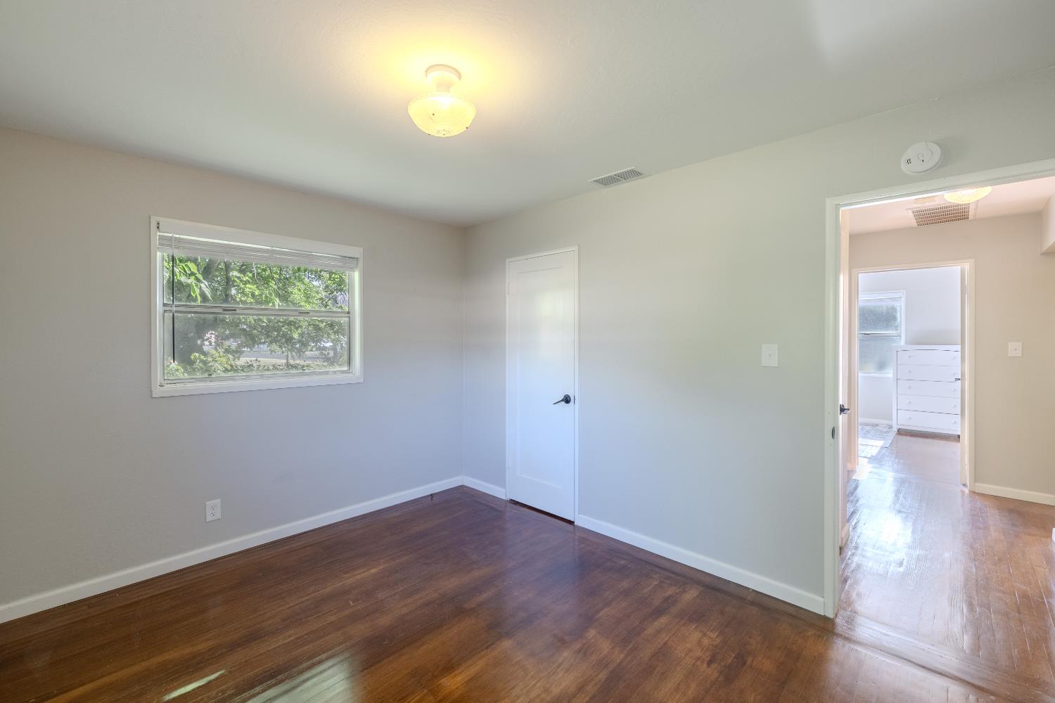 Berkshire Way, Sacramento, California image 16