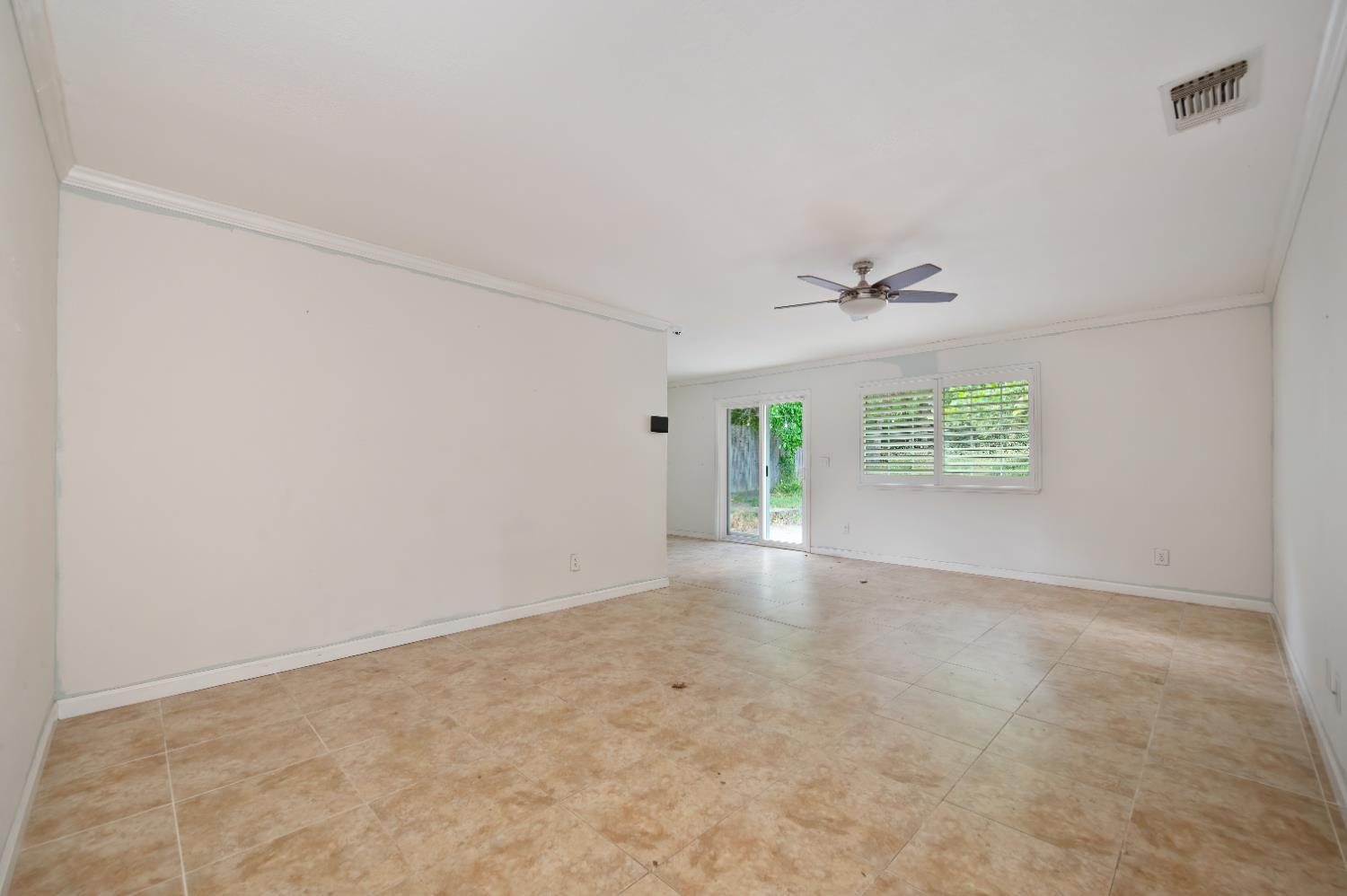 Detail Gallery Image 3 of 28 For 5992 Angelo Dr, Loomis,  CA 95650 - 3 Beds | 2 Baths