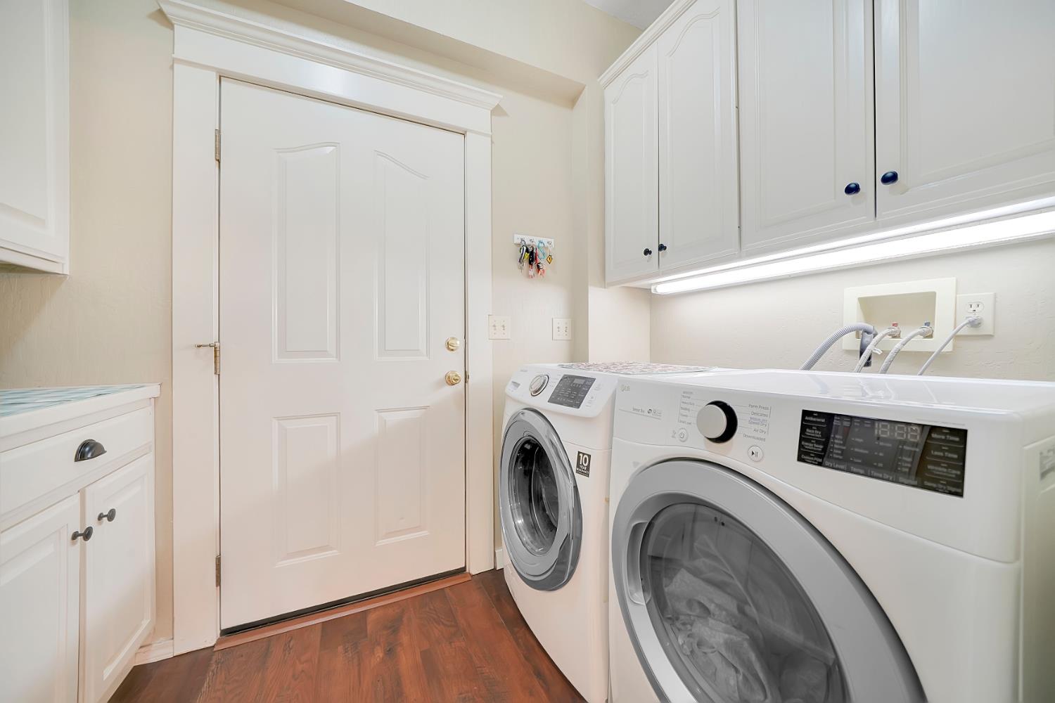 Detail Gallery Image 37 of 72 For 315 Water St, Jackson,  CA 95642 - 3 Beds | 1/1 Baths