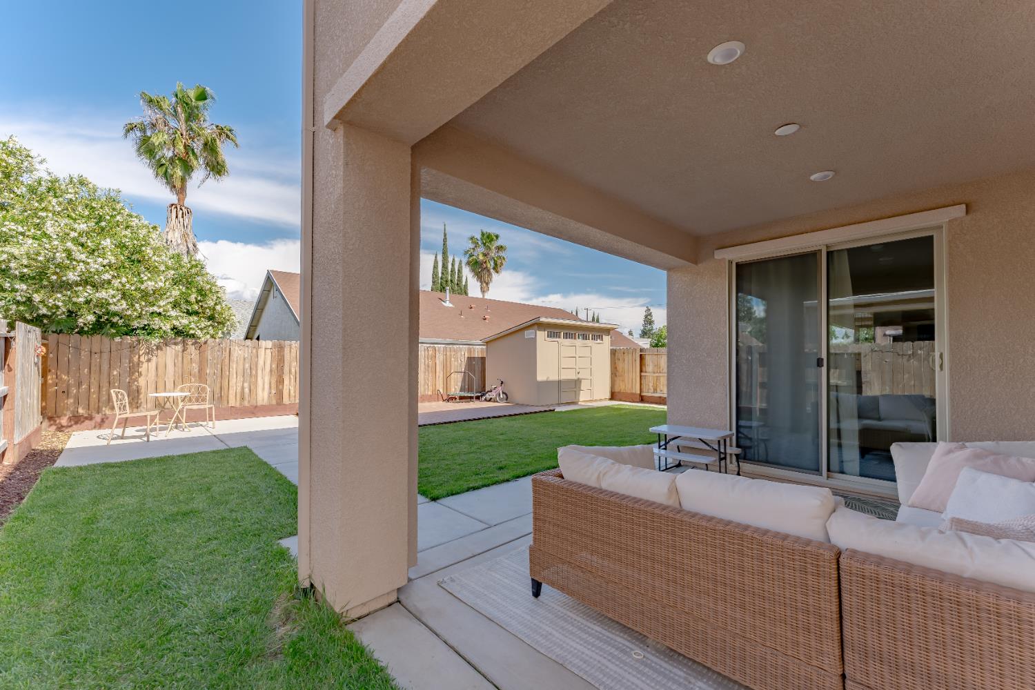 Detail Gallery Image 32 of 44 For 7744 Pullet Ct, Antelope,  CA 95843 - 5 Beds | 3 Baths