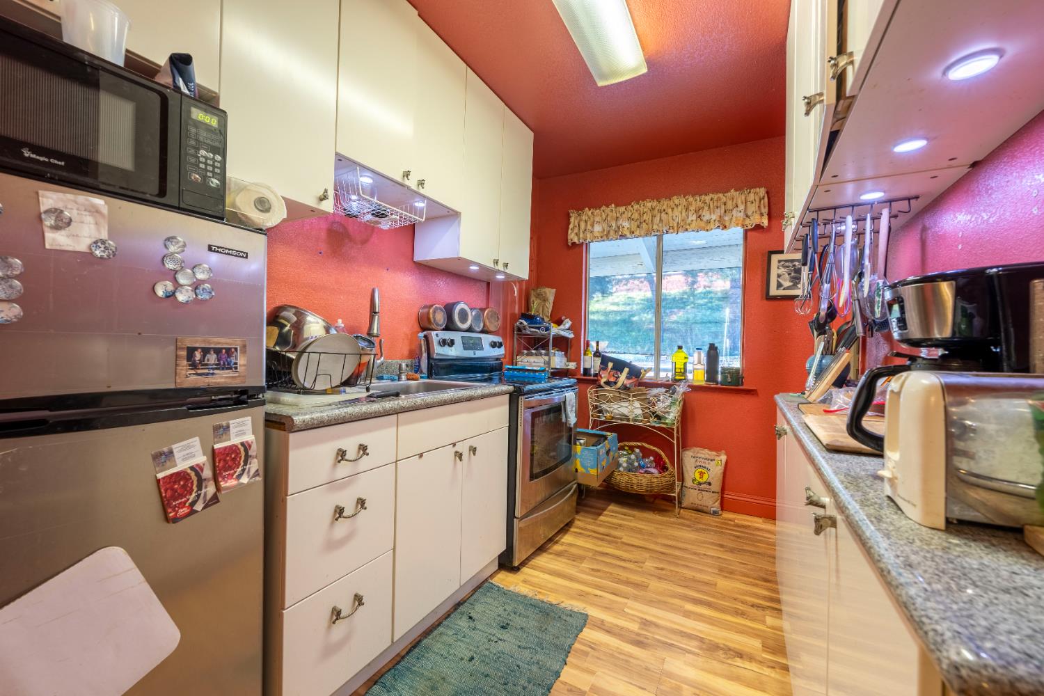 Detail Gallery Image 15 of 44 For 13615 Mccourtney Rd, Grass Valley,  CA 95949 - 2 Beds | 2/2 Baths