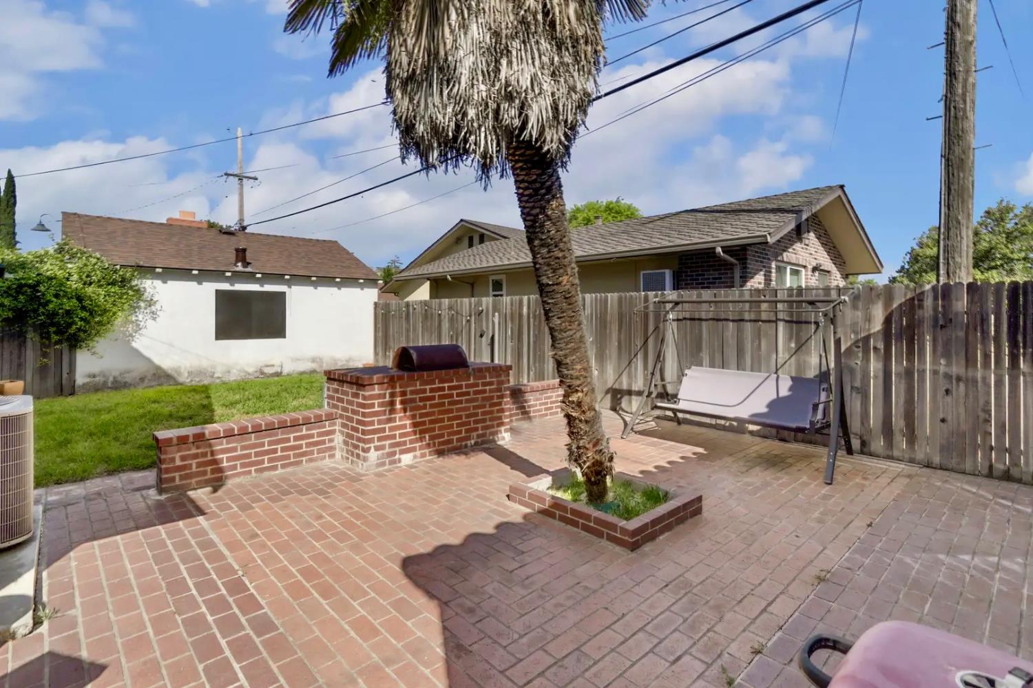Detail Gallery Image 34 of 39 For 423 W Monterey Ave, Stockton,  CA 95204 - 2 Beds | 1 Baths