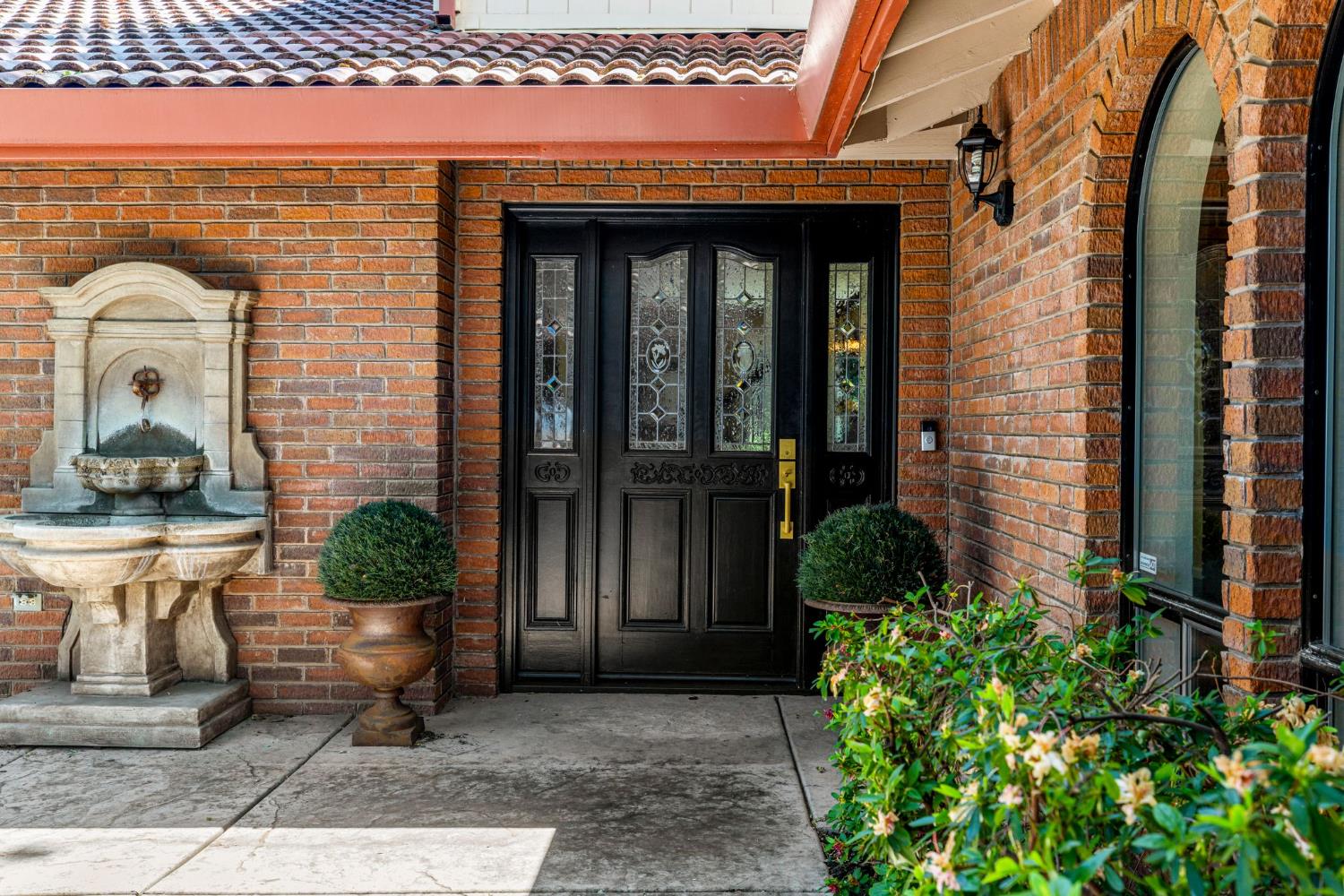 Detail Gallery Image 11 of 87 For 6127 Reservoir Ct, Granite Bay,  CA 95746 - 4 Beds | 4/1 Baths