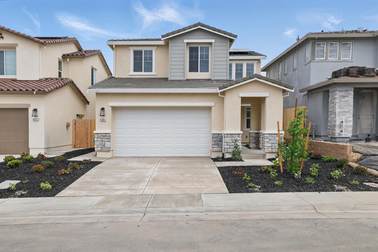 Detail Gallery Image 1 of 1 For 4381 Canyon Coral Way, Rancho Cordova,  CA 95742 - 4 Beds | 3 Baths
