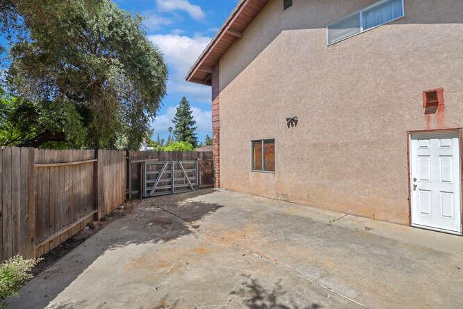 Detail Gallery Image 40 of 49 For 51 Tristan Cir, Sacramento,  CA 95823 - 5 Beds | 2/1 Baths