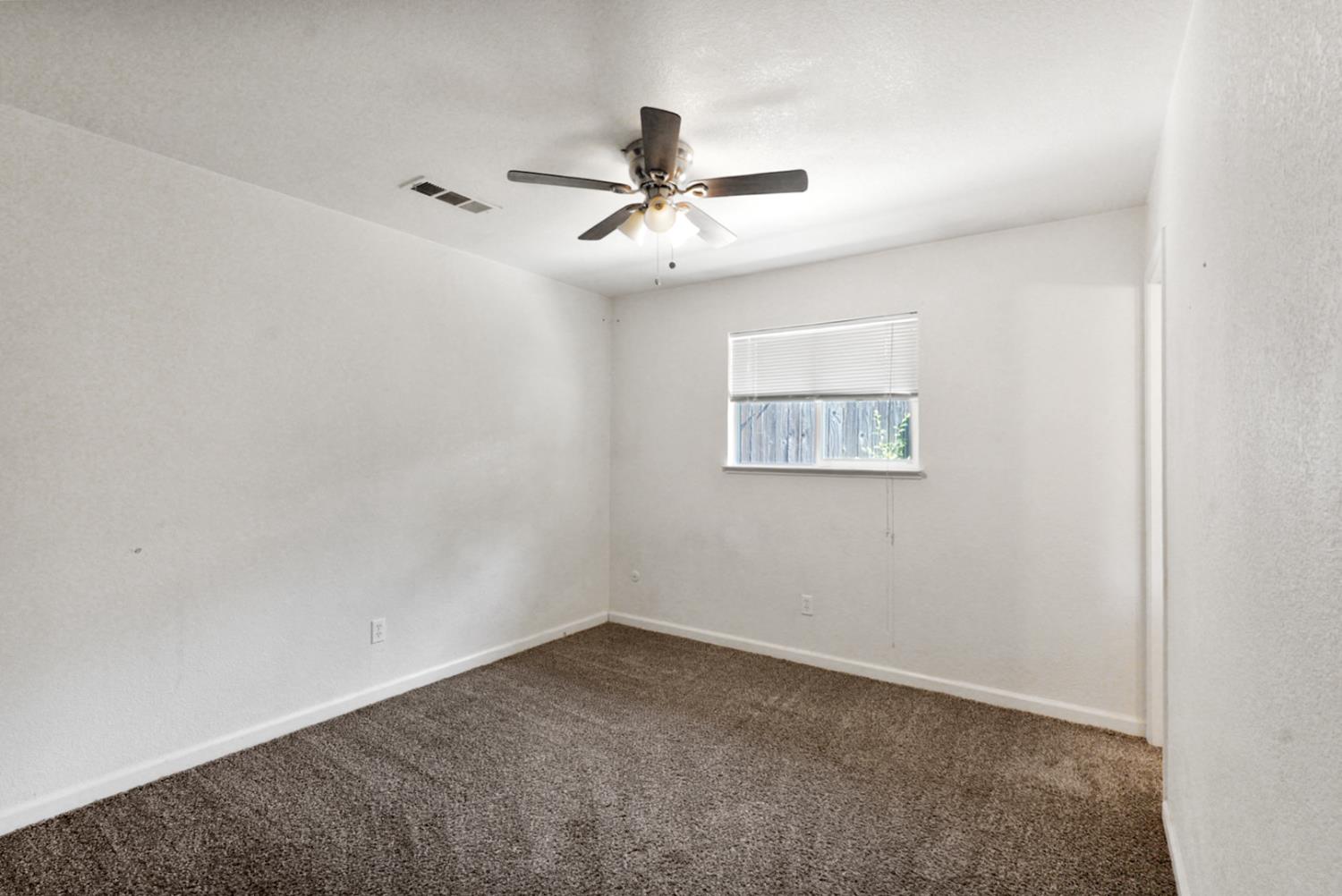 Ronald Court, Modesto, California image 16