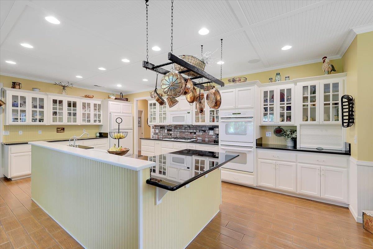 Detail Gallery Image 35 of 84 For 685 Saddleback Dr, Marysville,  CA 95901 - 3 Beds | 2/2 Baths