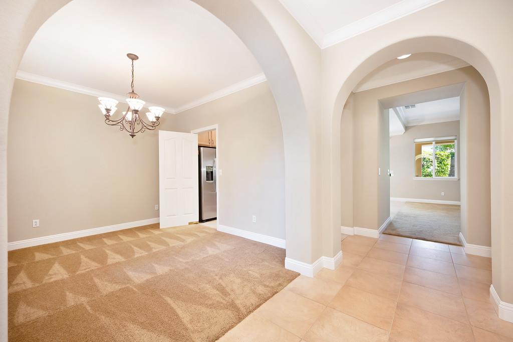Detail Gallery Image 12 of 99 For 5730 Palmera Ln, Sacramento,  CA 95835 - 2 Beds | 2 Baths