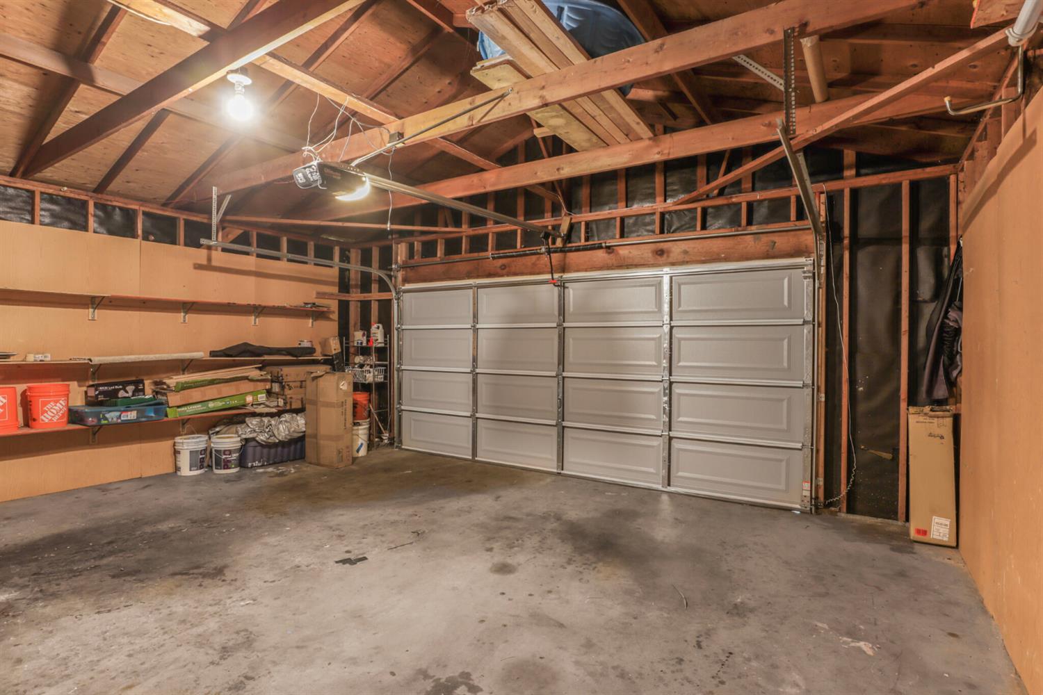 Detail Gallery Image 30 of 34 For 9214 Golf Links Rd, Oakland,  CA 94605 - 3 Beds | 2 Baths