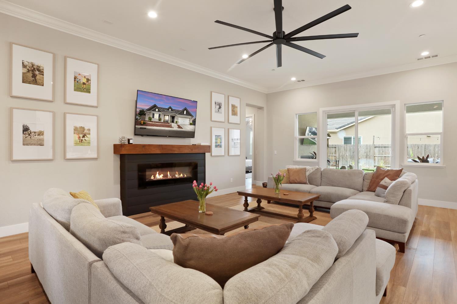 Detail Gallery Image 22 of 61 For 2134 Rambutan Pl, Manteca,  CA 95337 - 5 Beds | 3/1 Baths