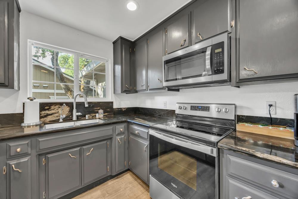 Latham Lane, El Dorado Hills, California image 13