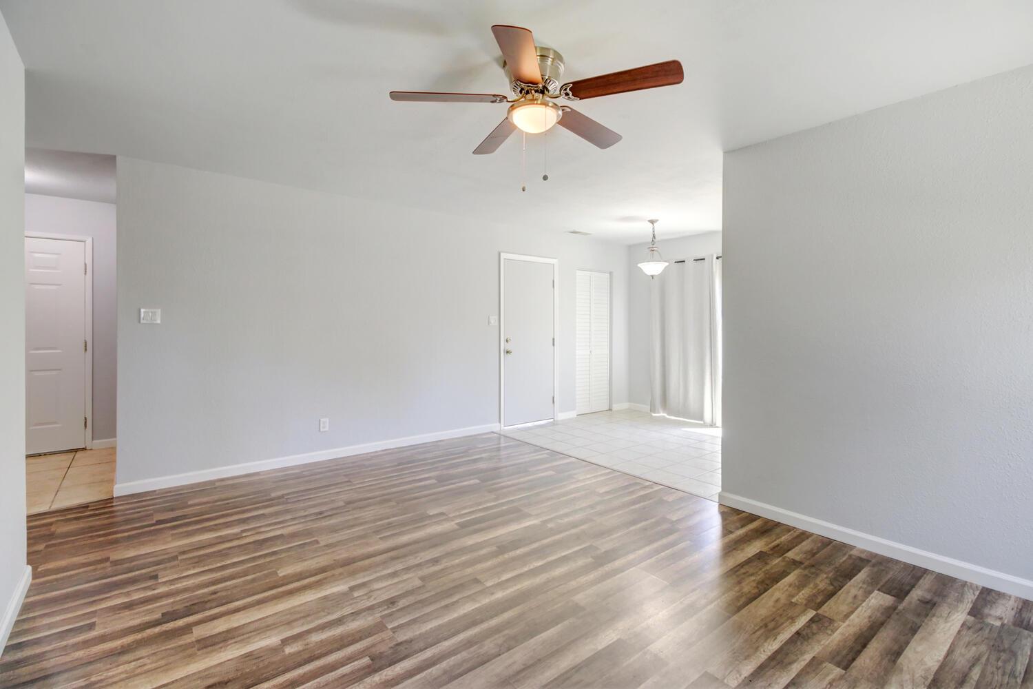 Detail Gallery Image 8 of 35 For 8258 Cordelia Cir, Citrus Heights,  CA 95621 - 3 Beds | 1 Baths