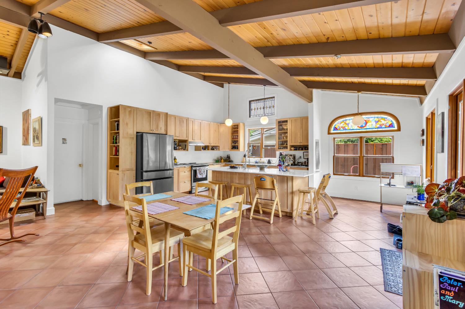 Detail Gallery Image 14 of 94 For 3857 Bannister Rd, Fair Oaks,  CA 95628 - 7 Beds | 3 Baths