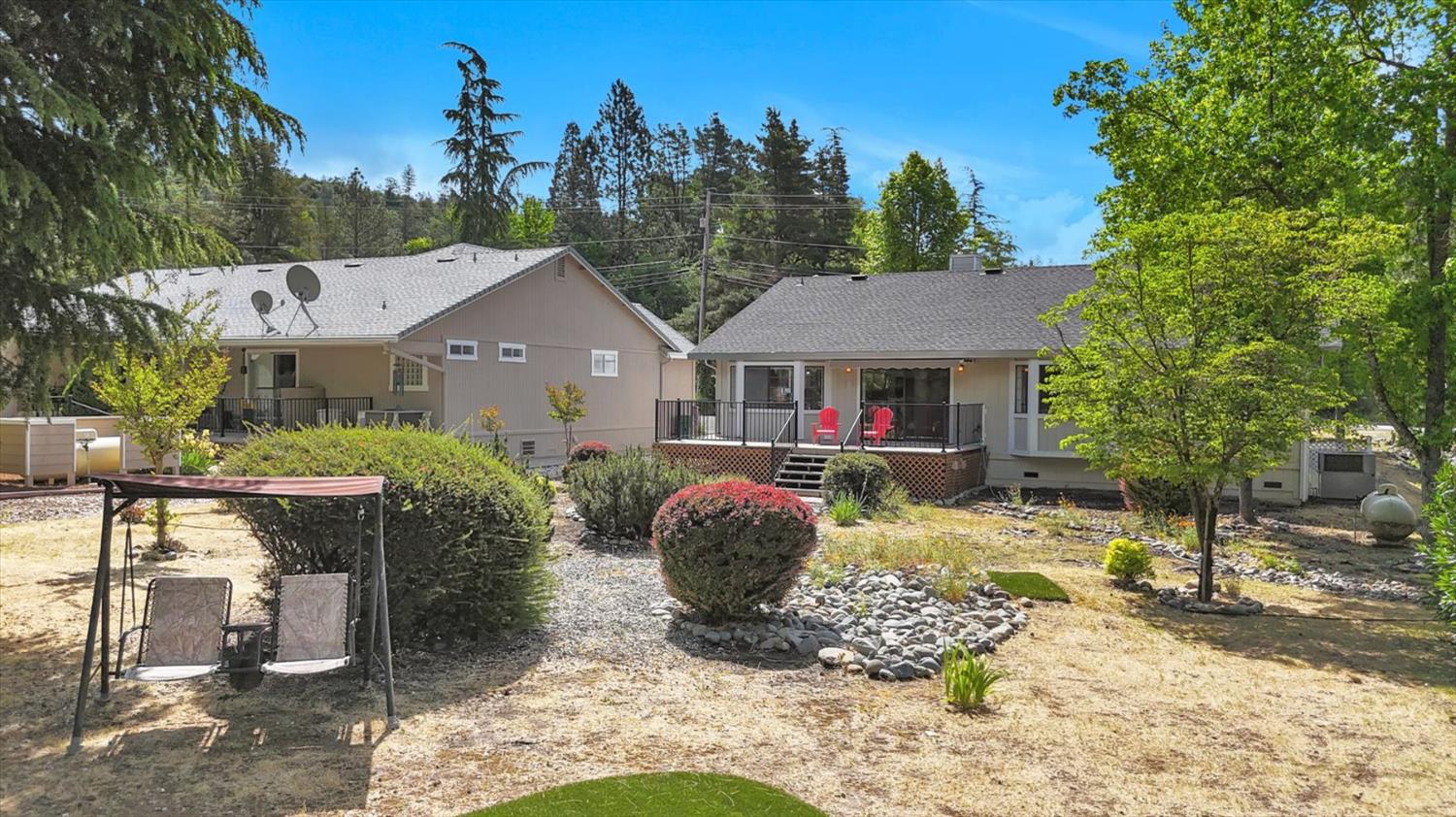 Detail Gallery Image 30 of 59 For 12300 Lake Wildwood Dr, Penn Valley,  CA 95946 - 3 Beds | 2 Baths