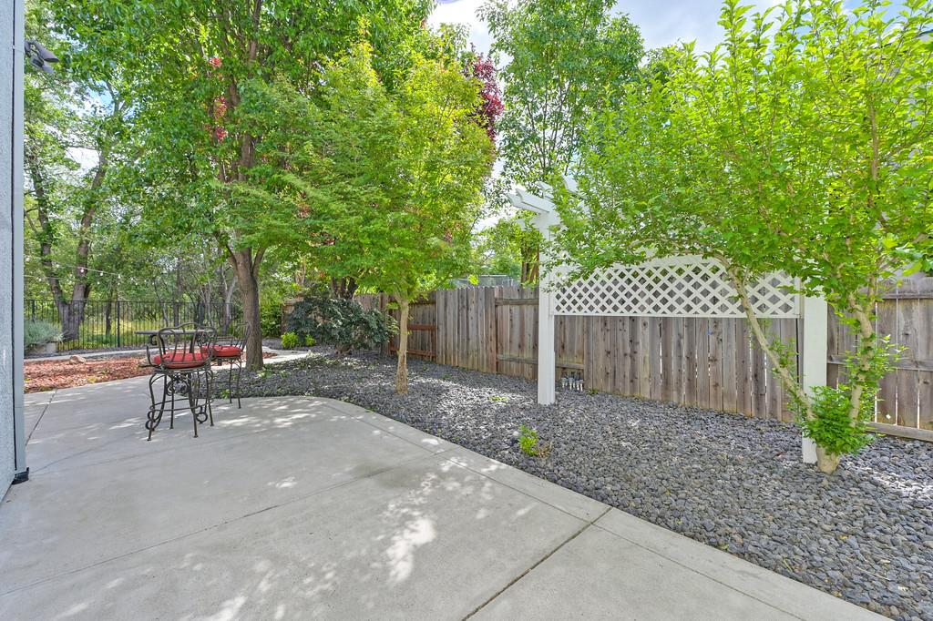 Creekbed Lane, Citrus Heights, California image 37