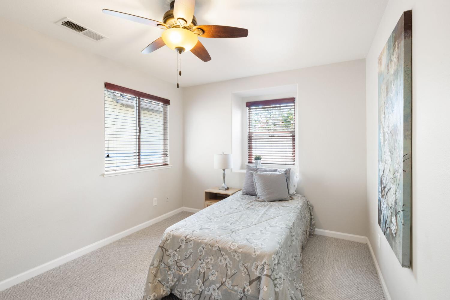 Detail Gallery Image 18 of 31 For 3227 Portage Way, Sacramento,  CA 95835 - 3 Beds | 2/1 Baths