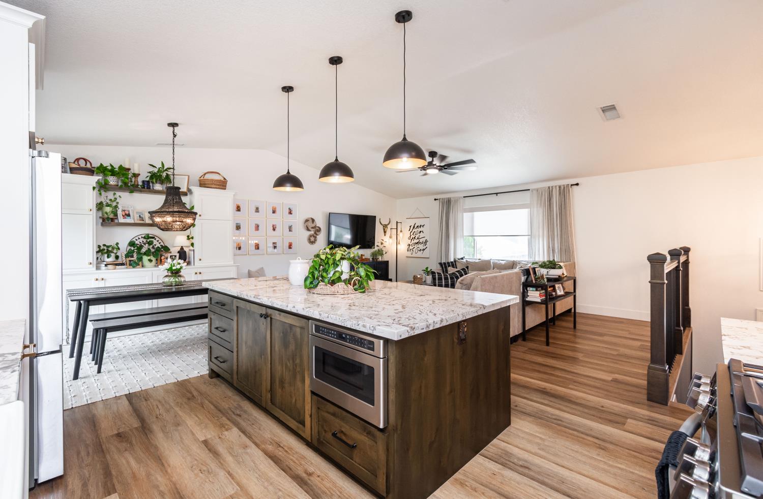 Summer Ridge Court, Auburn, California image 17