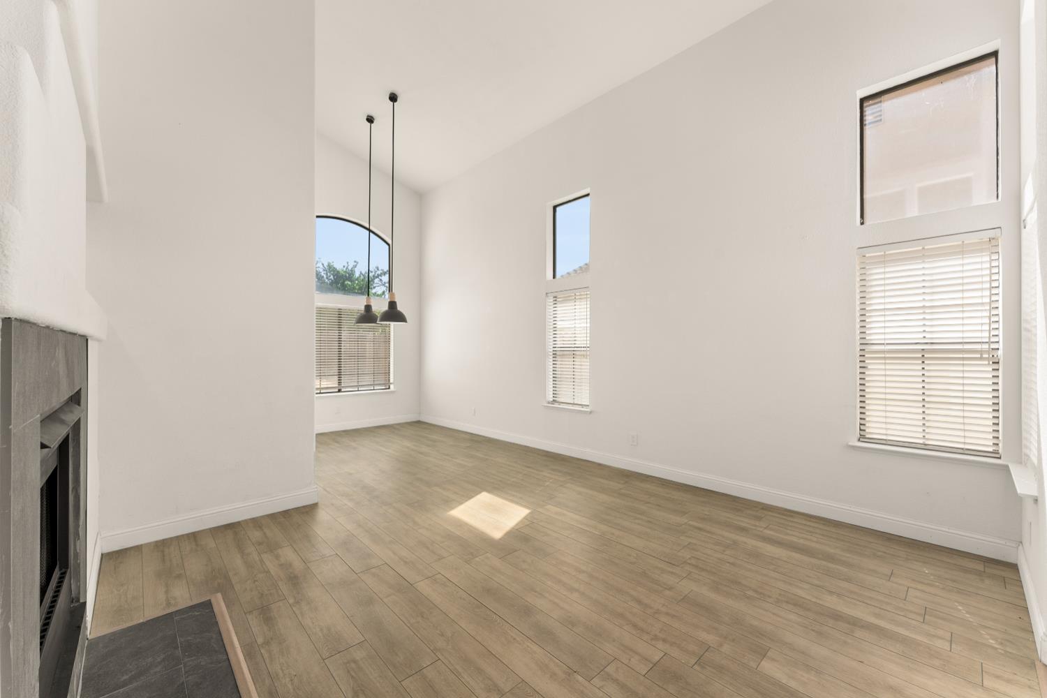Felicia Way, Elk Grove, California image 6
