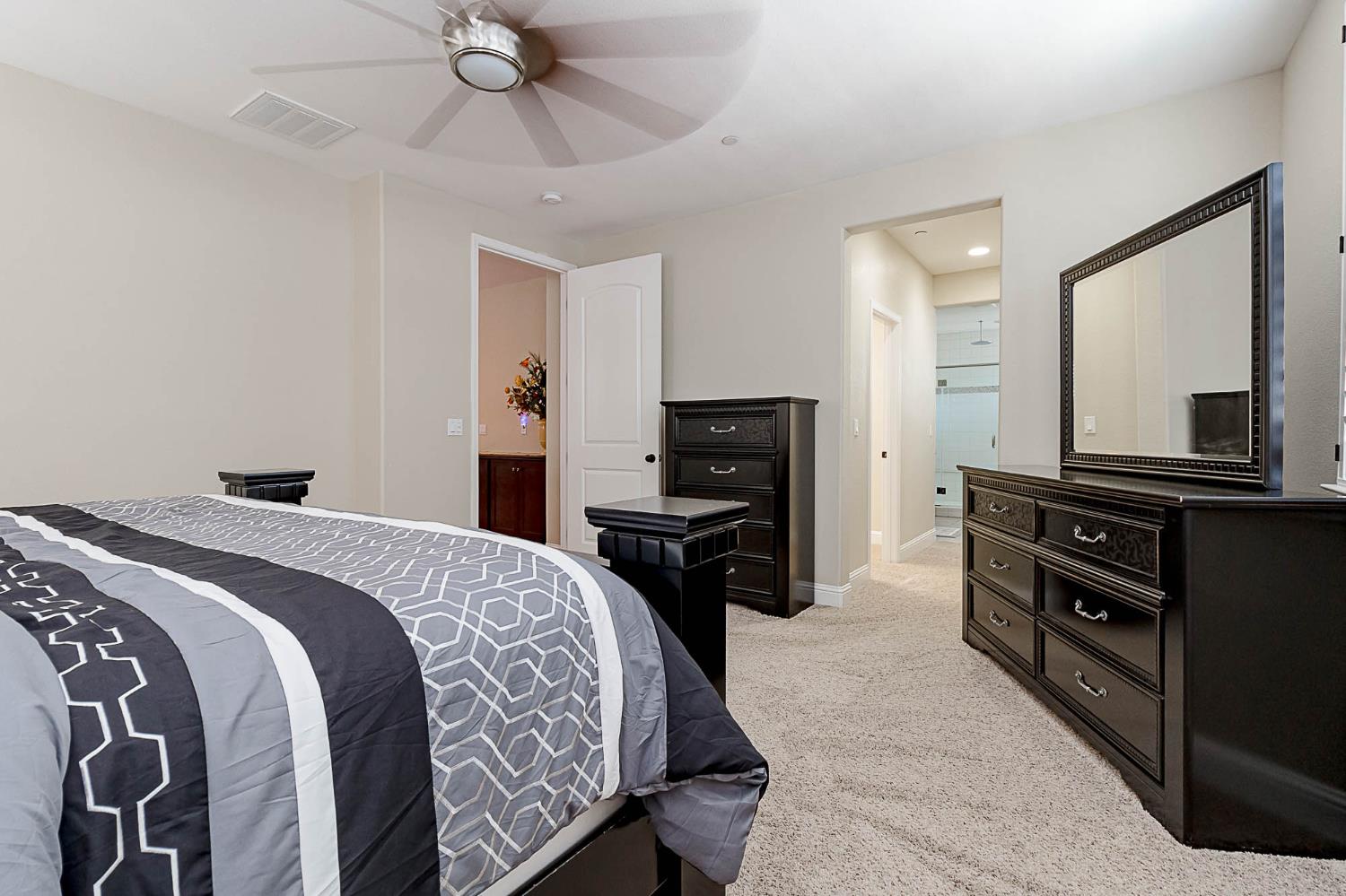 Detail Gallery Image 31 of 38 For 582 Pasture Ave, Lathrop,  CA 95330 - 4 Beds | 3 Baths