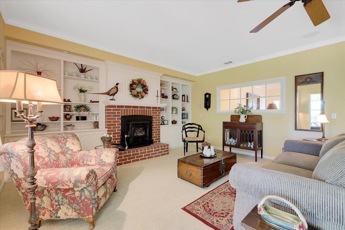 Detail Gallery Image 13 of 84 For 685 Saddleback Dr, Marysville,  CA 95901 - 3 Beds | 2/2 Baths