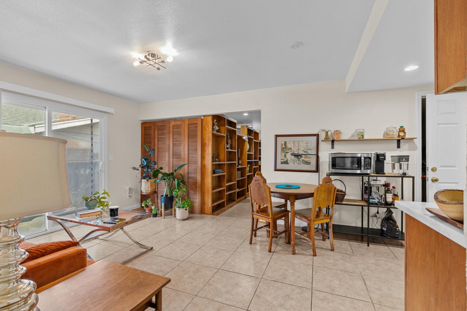Detail Gallery Image 27 of 36 For 10164 Crawford Way, Sacramento,  CA 95827 - – Beds | – Baths