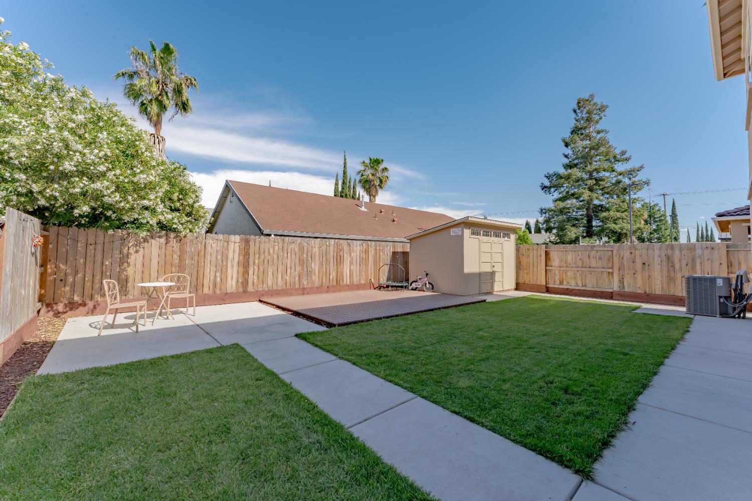 Detail Gallery Image 33 of 44 For 7744 Pullet Ct, Antelope,  CA 95843 - 5 Beds | 3 Baths