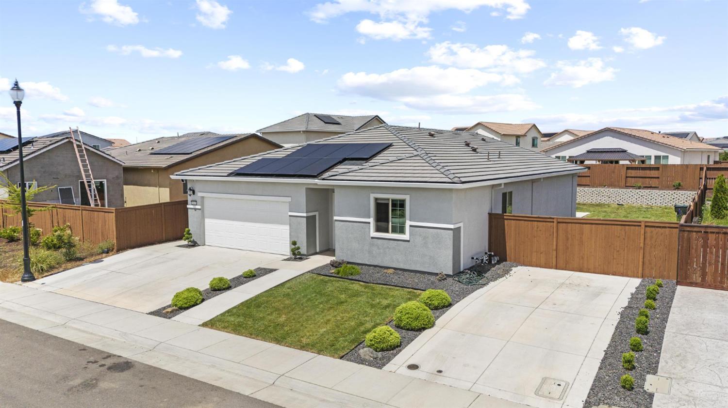 Bossa Nova Way, Roseville, California image 2