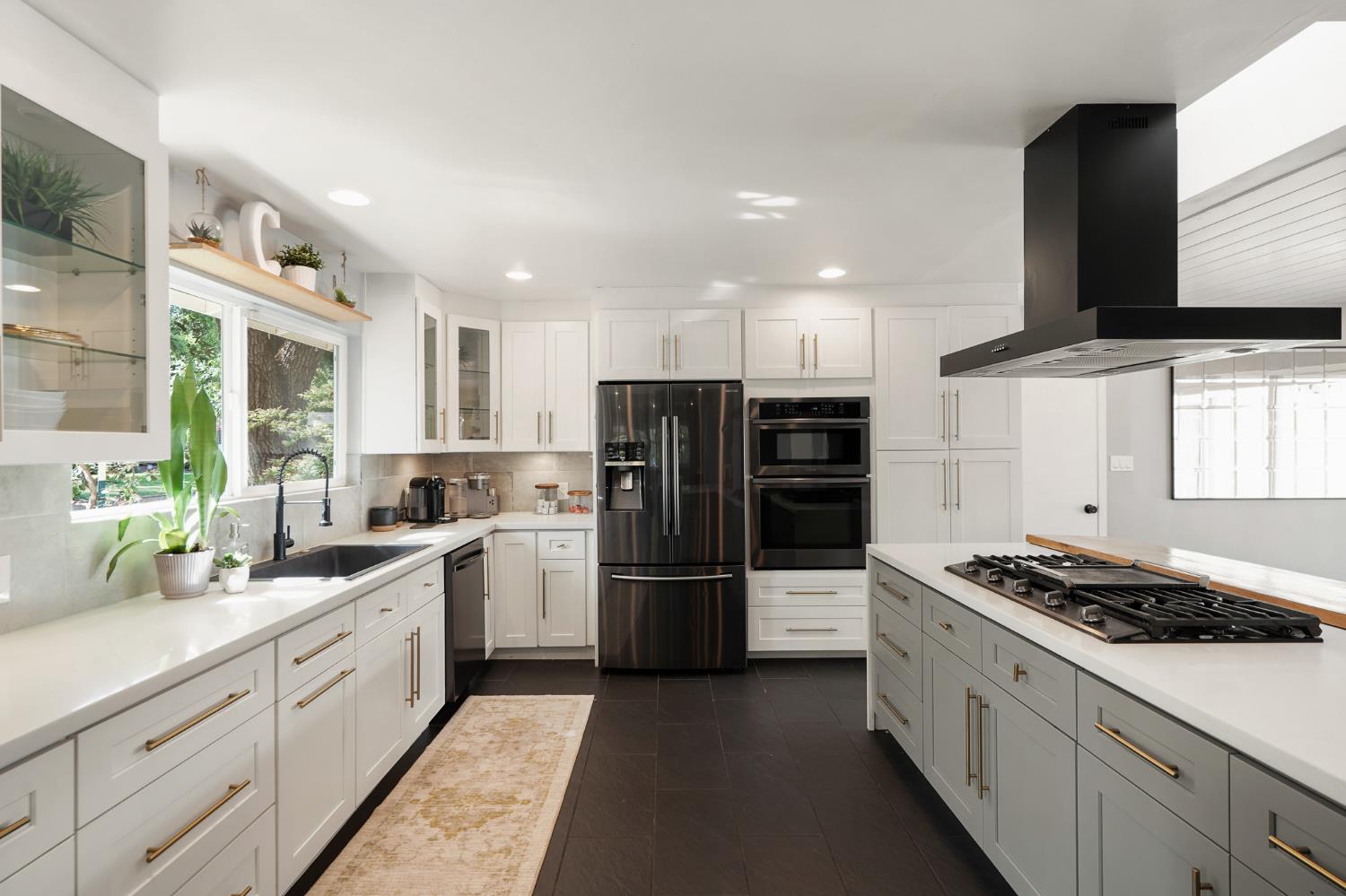 Detail Gallery Image 19 of 79 For 2321 Bonniebrook Dr, Stockton,  CA 95207 - 3 Beds | 2/1 Baths